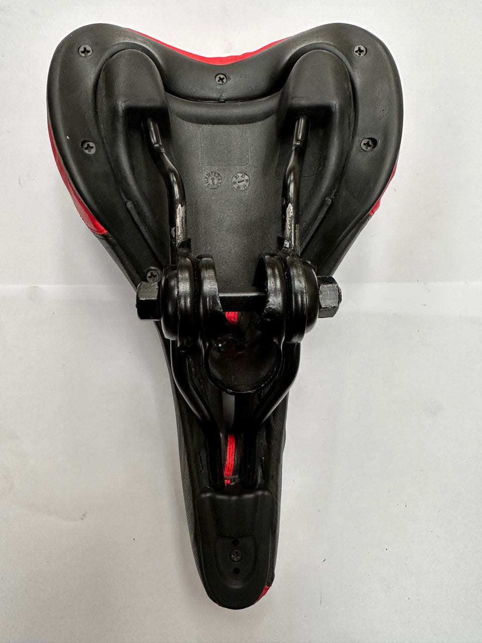 saddle seat 